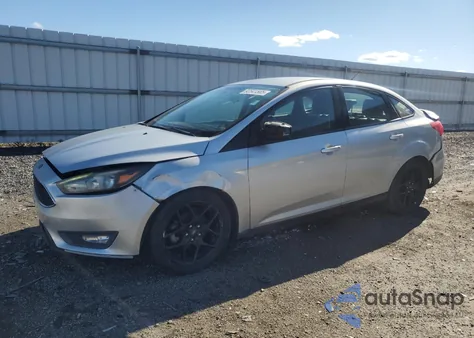 2016 Ford Focus Se z USA, uszkodzony, nr VIN 1FADP3F20GL332316